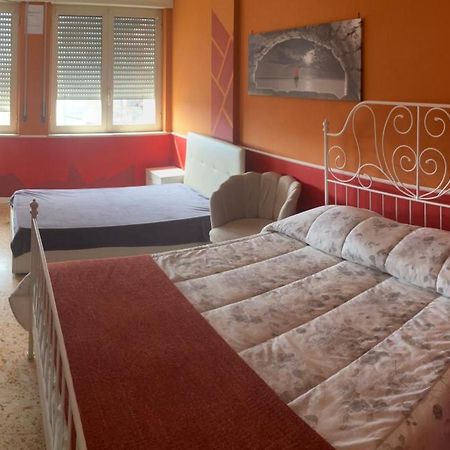 B&B Centralstationhouse Наполи Екстериор снимка