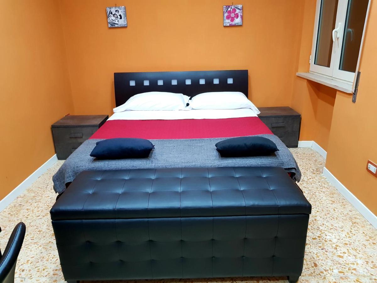 B&B Centralstationhouse Наполи Екстериор снимка