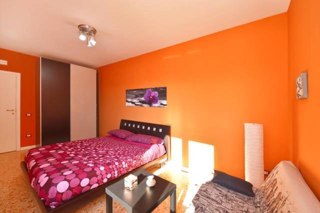 B&B Centralstationhouse Наполи Стая снимка